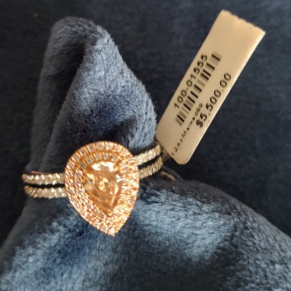 Diamond ring - Picture 2 of 10